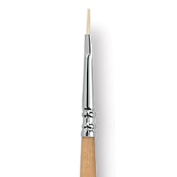 Escoda Clasico Chungking White Bristle Brush - Flat, Long Handle, Size 0 close up