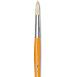 Isabey Chungking Interlocking Bristle Brushes - Closeup of Round Brush