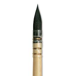 Da Vinci Petit Gris Pur Blue Squirrel Brush - Quill, Short Handle, Size 2 close up