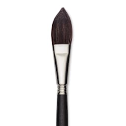 Escoda Último Synthetic Squirrel Brush - Flat Filbert, Size 3/4" (close-up)