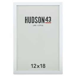 Hudson 43 Gallery Frame - White, 12" x 18" (Front of frame)