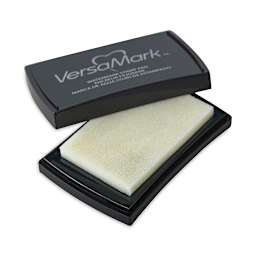 Tsukineko Versamark Watermark Stamp Pad - Open with lid adjacent