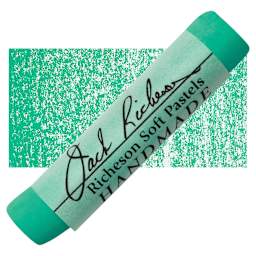 Richeson Handmade Soft Pastel - Green 29 pastel and swatch