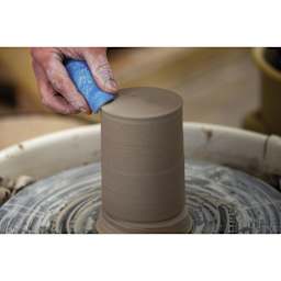 Mudtools Mudsponge - Blue Workhorse smoothing clay project