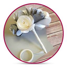 Craft Decor Floral Tape - White, 60 ft (Shown with flowers)