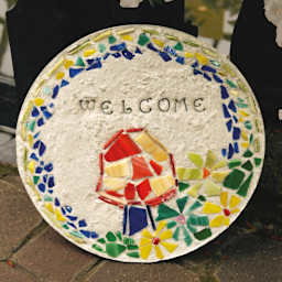 Milestones Mosaic Stepping Stone Kit - Garden (Sample completed garden stepping stone)