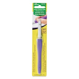 Clover Amour Crochet Hook - N/P, 10mm front of packaging