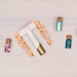 We R Memory Keepers Clean Up Roller - shown picking up glitter