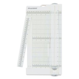 Spellbinders Paper Trimmer and Scorer