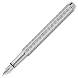 Caran d'Ache Ecridor Heritage Fountain Pen - Medium, cap off