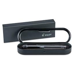 Pilot Explorer Fountain Pen - Clear, inside of the carrying case