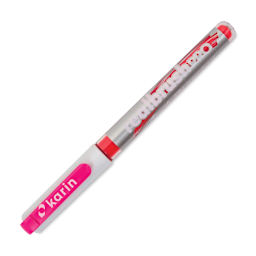 Karin Realbrush Pro Marker - Neon Pink, 4 mm, Brush Tip, cap on