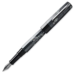 Benu Euphoria Fountain Pen - Caviar, cap removed (image shows a different size nib)