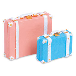 Finished example - Miniature suitcases made with clay from the Pastels Color set.