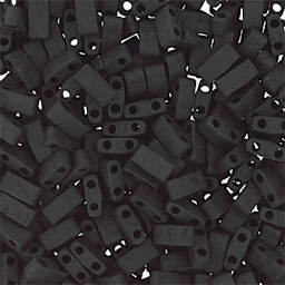 John Bead Miyuki Half Cut Tila Beads - Black, Opaque, Matte, 5 mm x 2.3 mm (Close-up of beads)