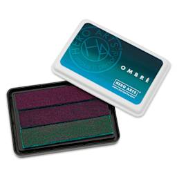 Hero Arts Ombre Ink Pad - Tide Pool to Navy with lid removed