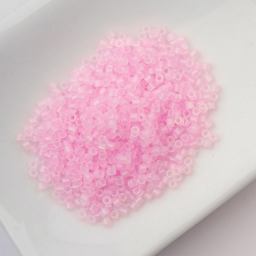 John Bead Cylin 11/0 Matte Macaron Cylindrical Seed Beads - Baby Pink AB sitting in dish