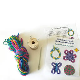 Friendly Loom Discover Knitting Spool Kit contents