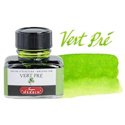 Herbin La Perle des Encres The Jewel of Inks Fountain Pen Ink - Vert Pré (Meadow Green), 30 ml bottle with swatch