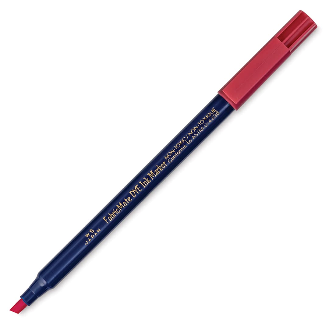 Open in modal - Yasutomo FabricMate Dye Ink Marker - Magenta, Chisel Tip, marker with cap off