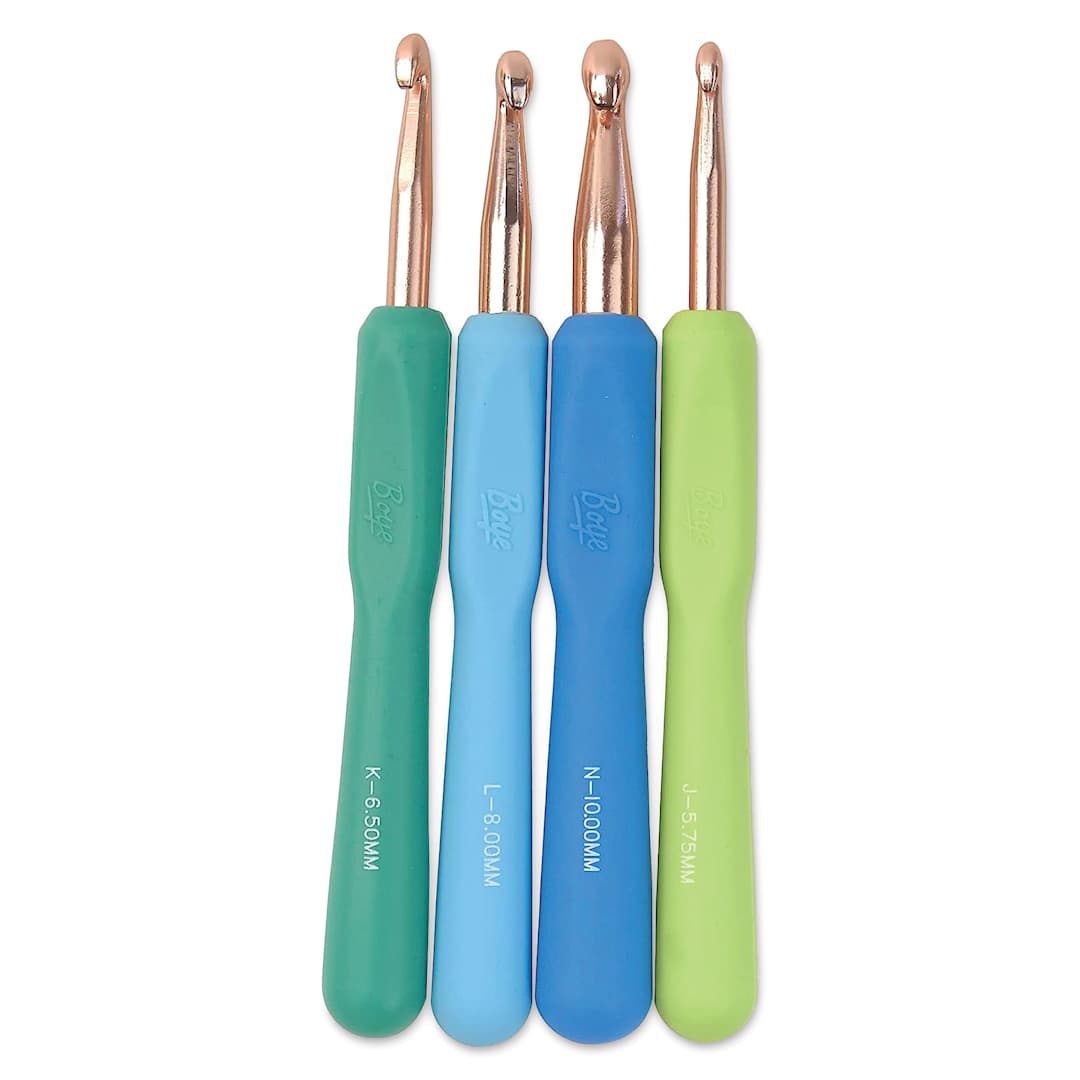 Open in modal - Boye Ergo Crochet Hooks - Set of 4, J/K/L/N, Cool Colors