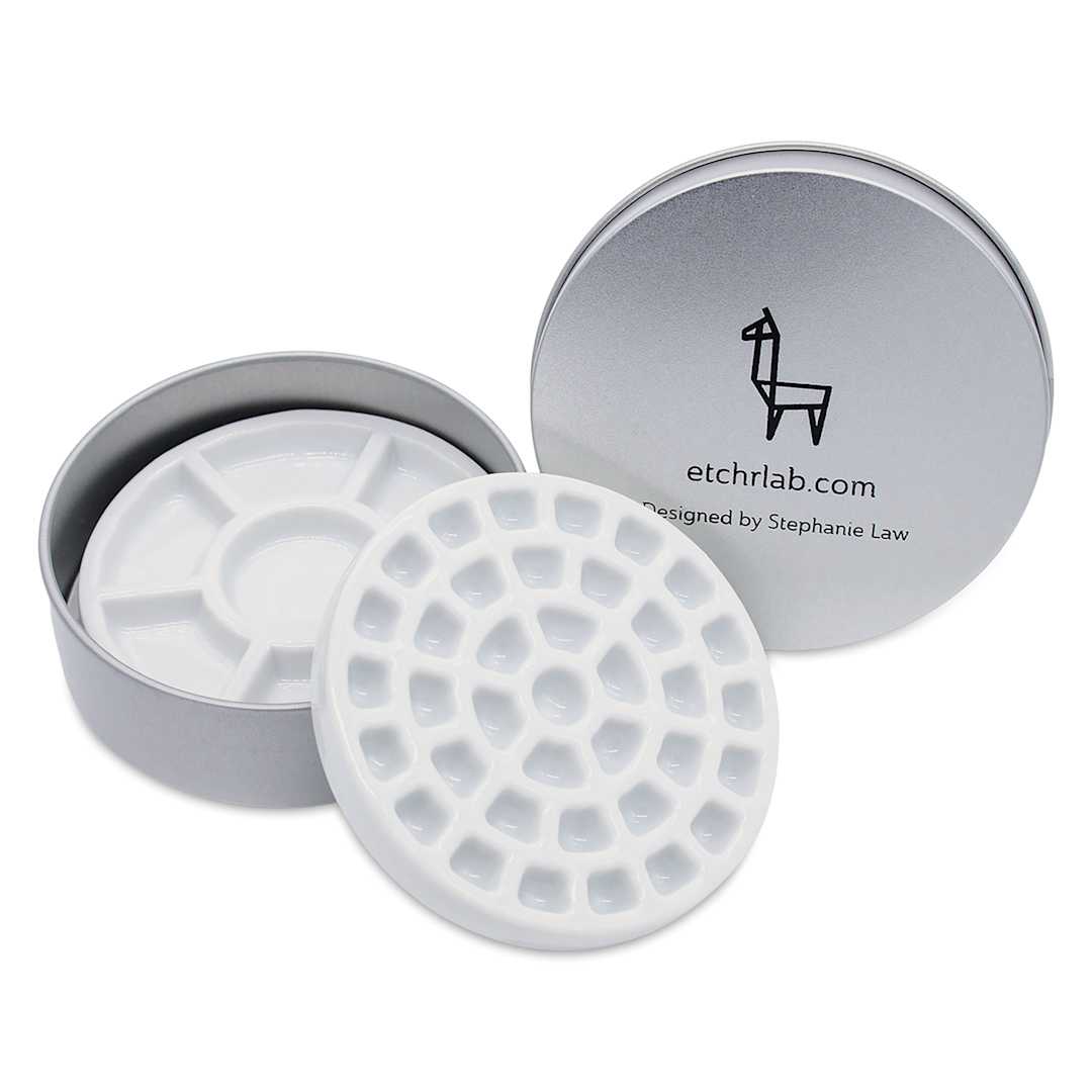 Open in modal - Etchr Lab Travel Mini Porcelain Palette, 37 Wells, opened and closed