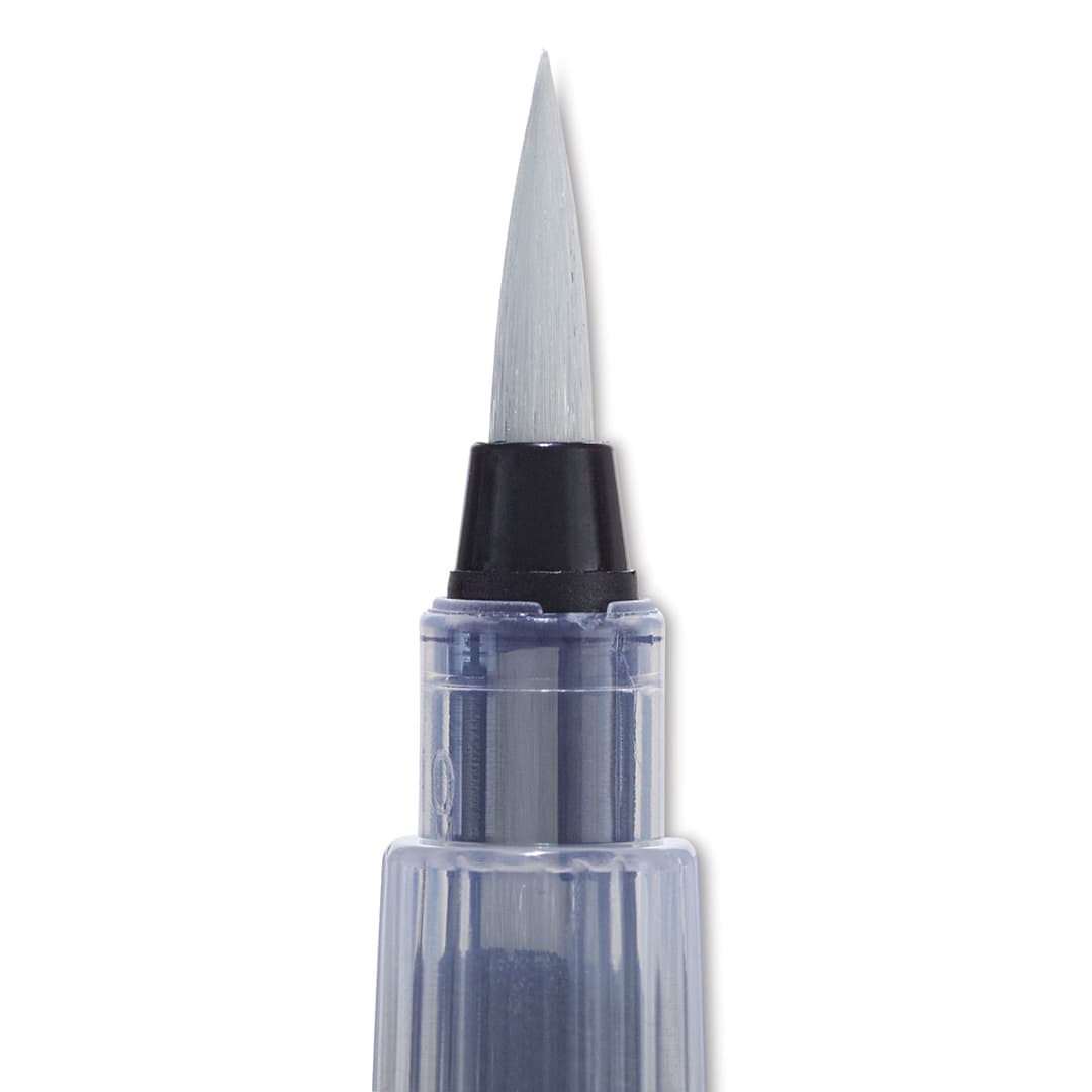 Open in modal - Derwent Push Button Waterbrush - Round, Medium, Short Handle (close-up of brush head)