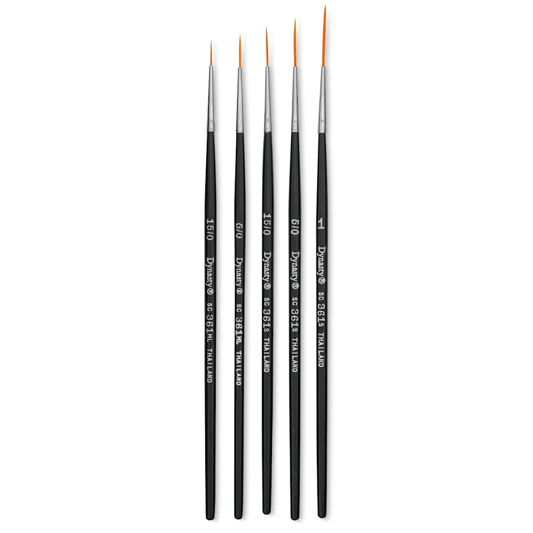 Open in modal - Dynasty Finest Golden Synthetic Brushes - Liner, Short Handle, Set of 5