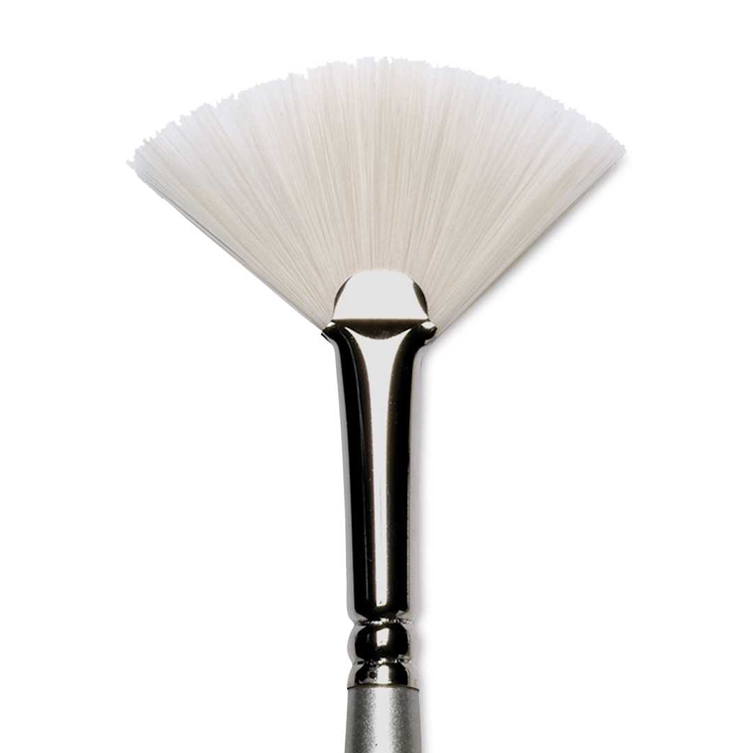 Open in modal - Winsor & Newton Artisan Brushes - Closeup of Fan Brush