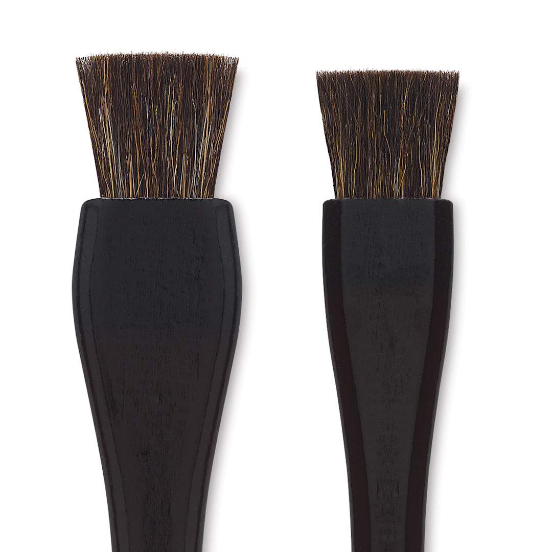 Open in modal - Yasutomo Lacquered Handle Hake Brush
