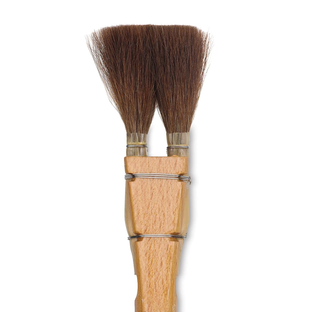 Open in modal - Da Vinci Double Squirrel Brush - Square-Edged, Size 1.5 close up
