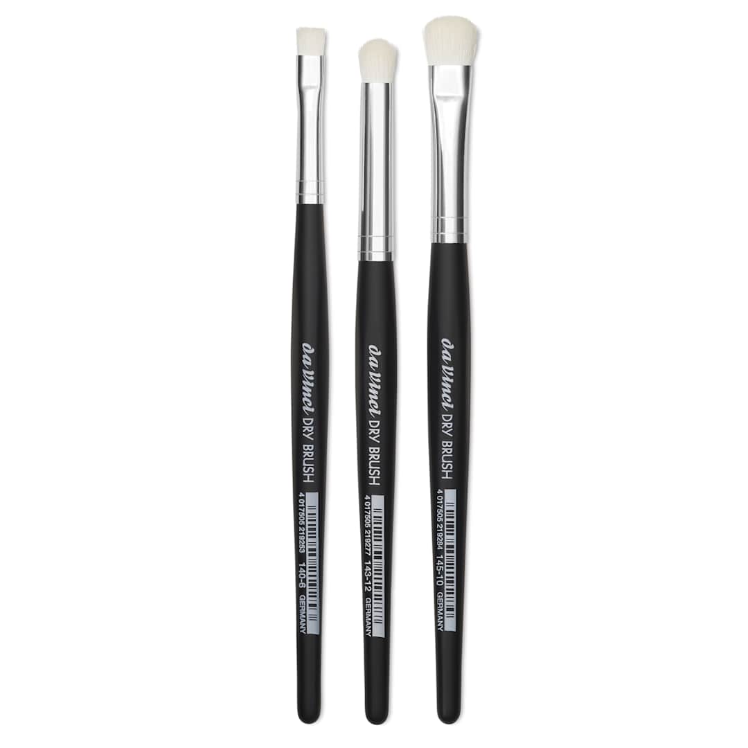 Open in modal - Da Vinci Synthetic Dry Brushes - Assorted, Short Handle, Set of 3, brushes laid out