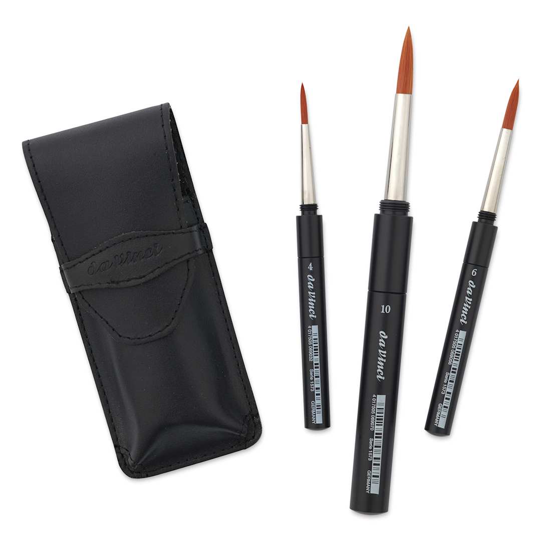 Open in modal - Da Vinci Cosmotop Spin Travel Brushes - Set of 3, brushes out of the travel case