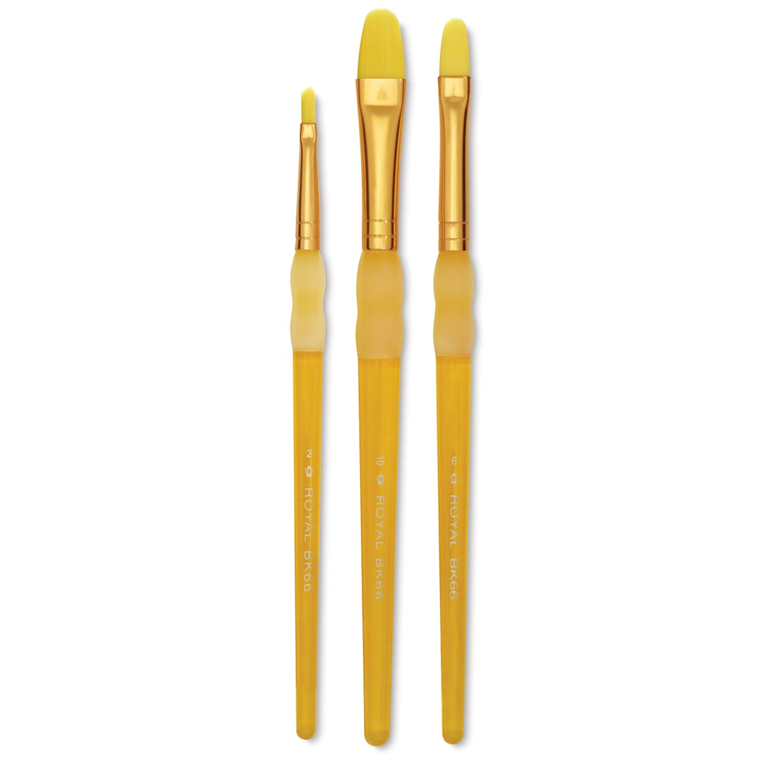 Open in modal - Royal & Langnickel Big Kid's Choice Lil' Grippers Synthetic Brushes - Filbert, Set of 3