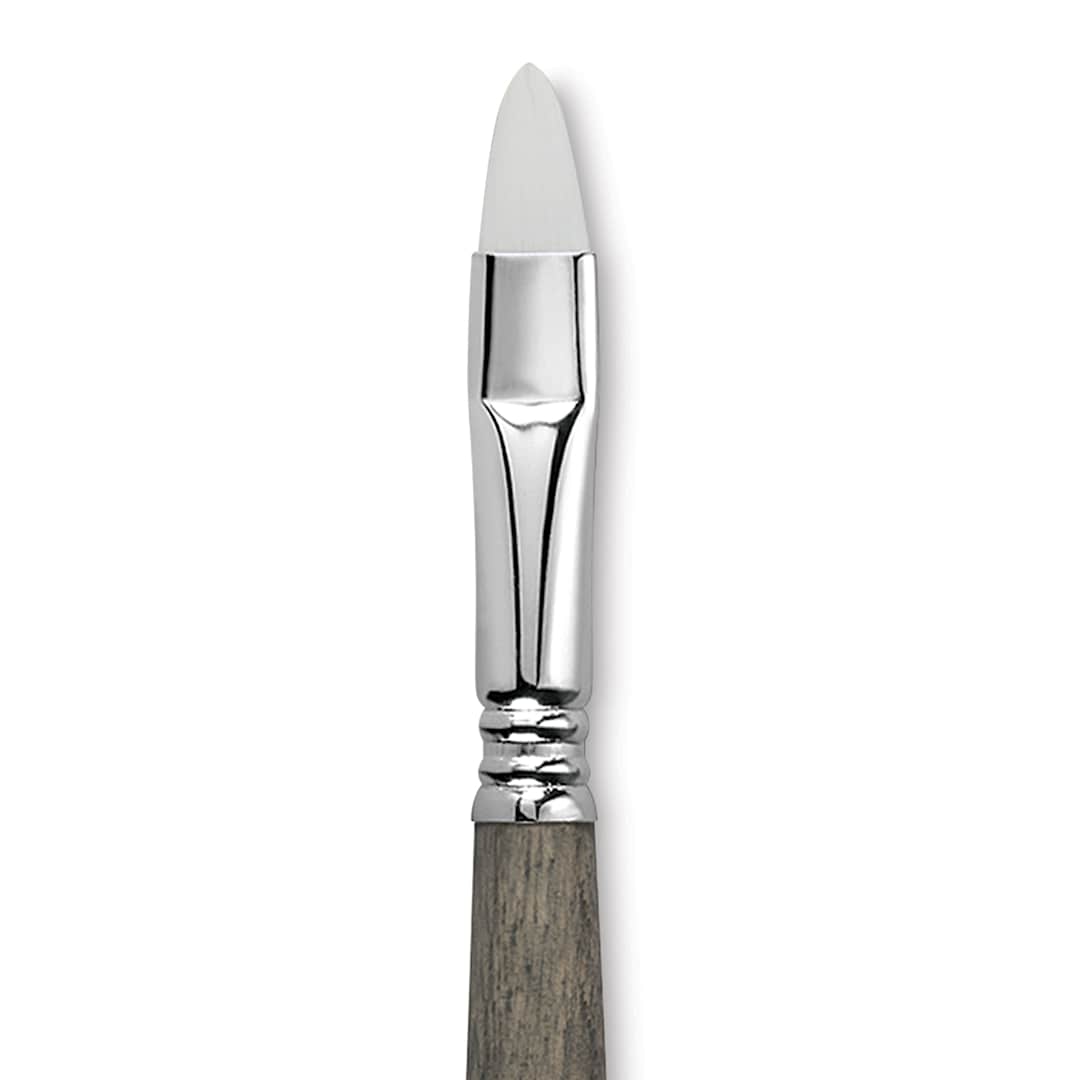 Open in modal - Escoda Perla Toray White Synthetic Brush - Bright, Short Handle, Size 12 (Close-up of brush)
