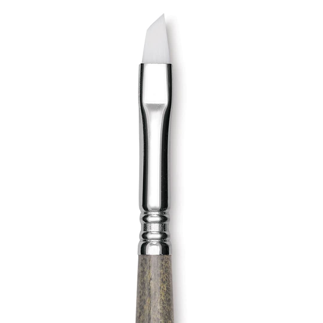 Open in modal - Escoda Perla Toray White Synthetic Brush - Angular, Short Handle, Size 8 close up