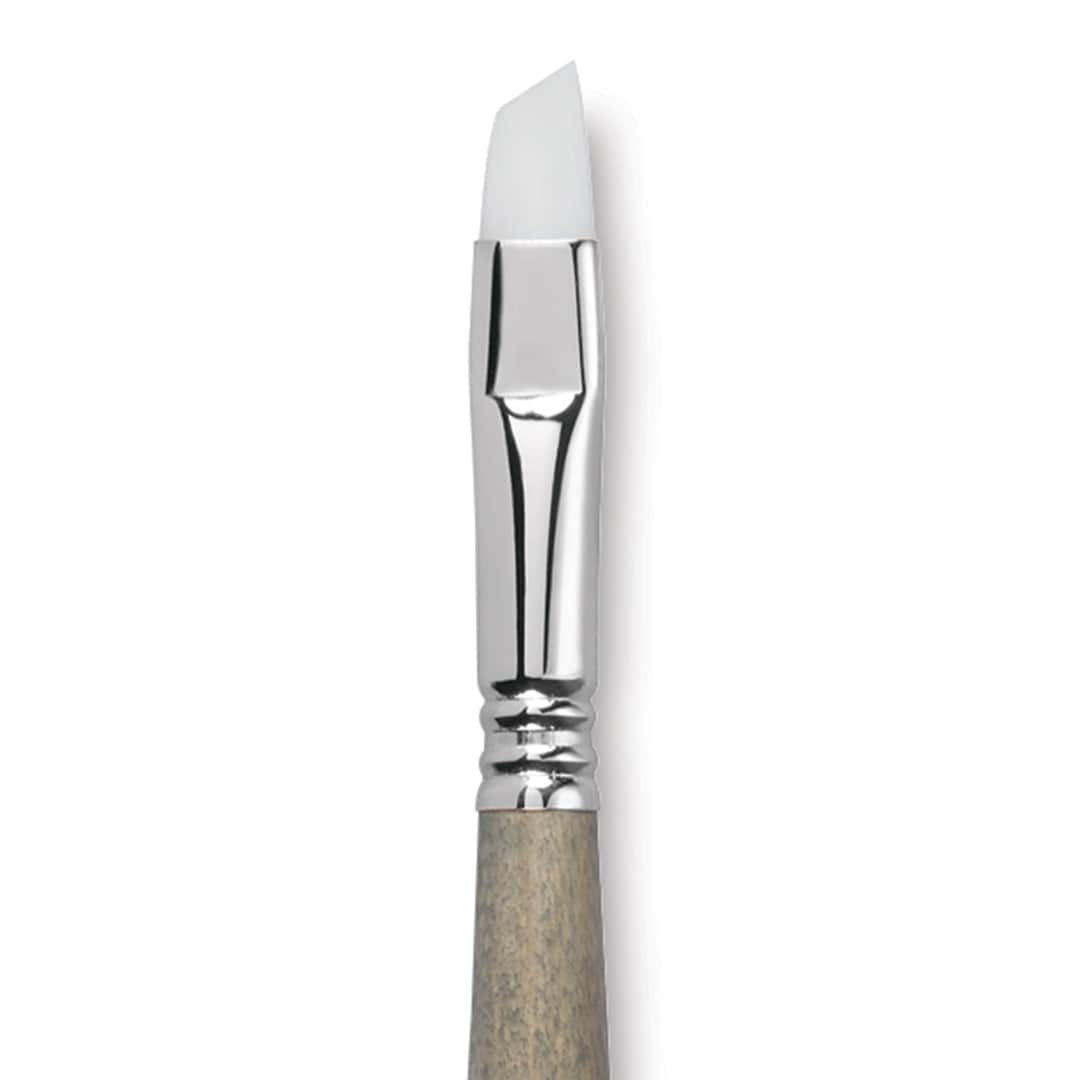 Open in modal - Escoda Perla Toray White Synthetic Brush - Angular, Short Handle, Size 10 close up