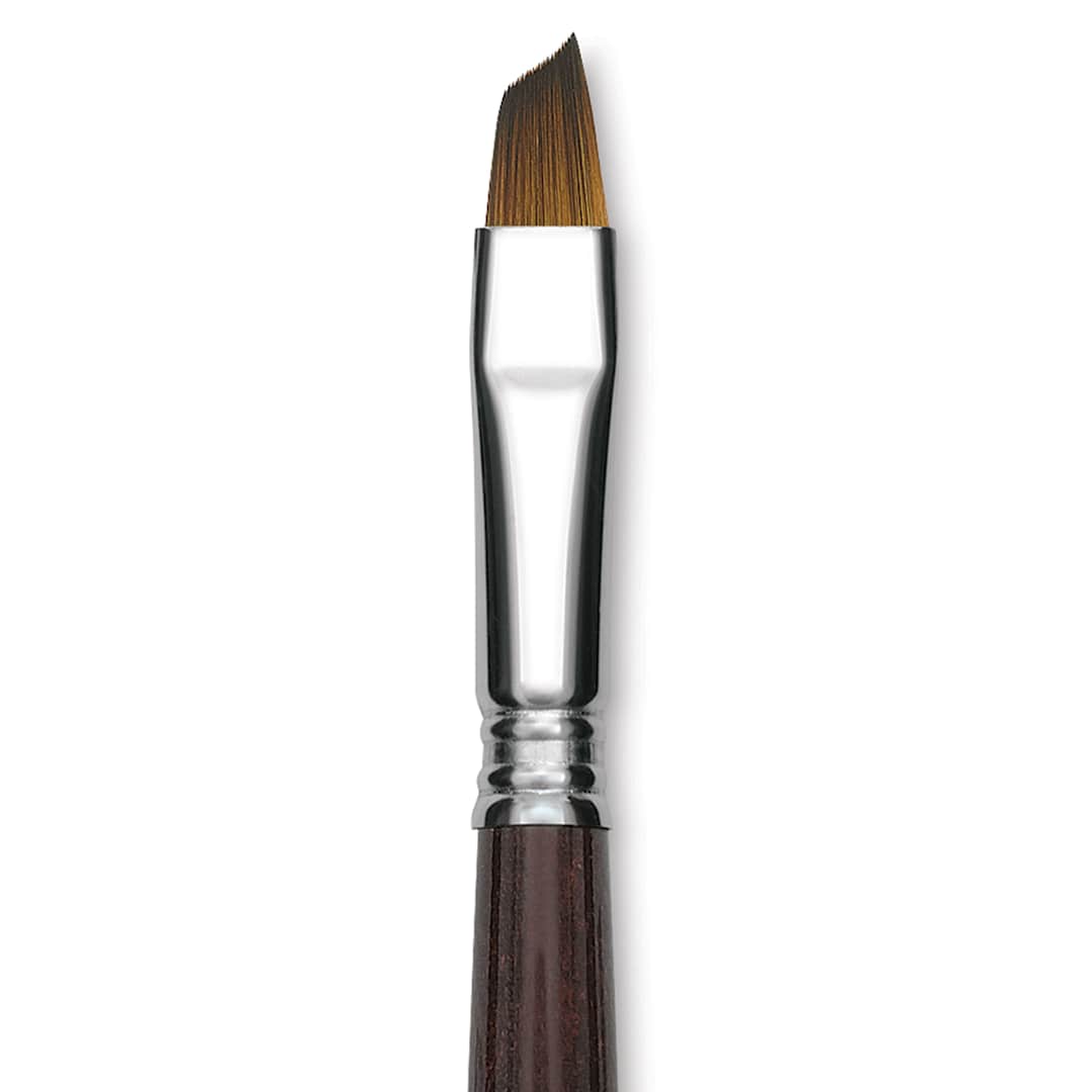 Open in modal - Escoda Prado Tame Synthetic Brush - Angular, Short Handle, Size 12 (Close-up of brush)