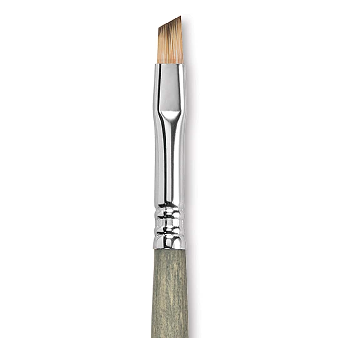 Open in modal - Escoda Tadami Synthetic Mongoose Brush - Angular, Short Handle, Size 8, close-up
