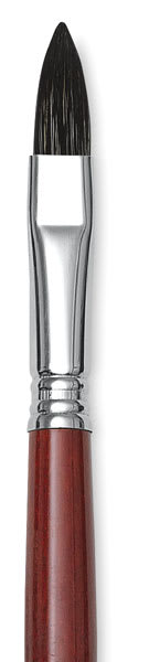 Open in modal - Escoda Black Sable Oil Brushes - Closeup of tip of Filbert Brush
