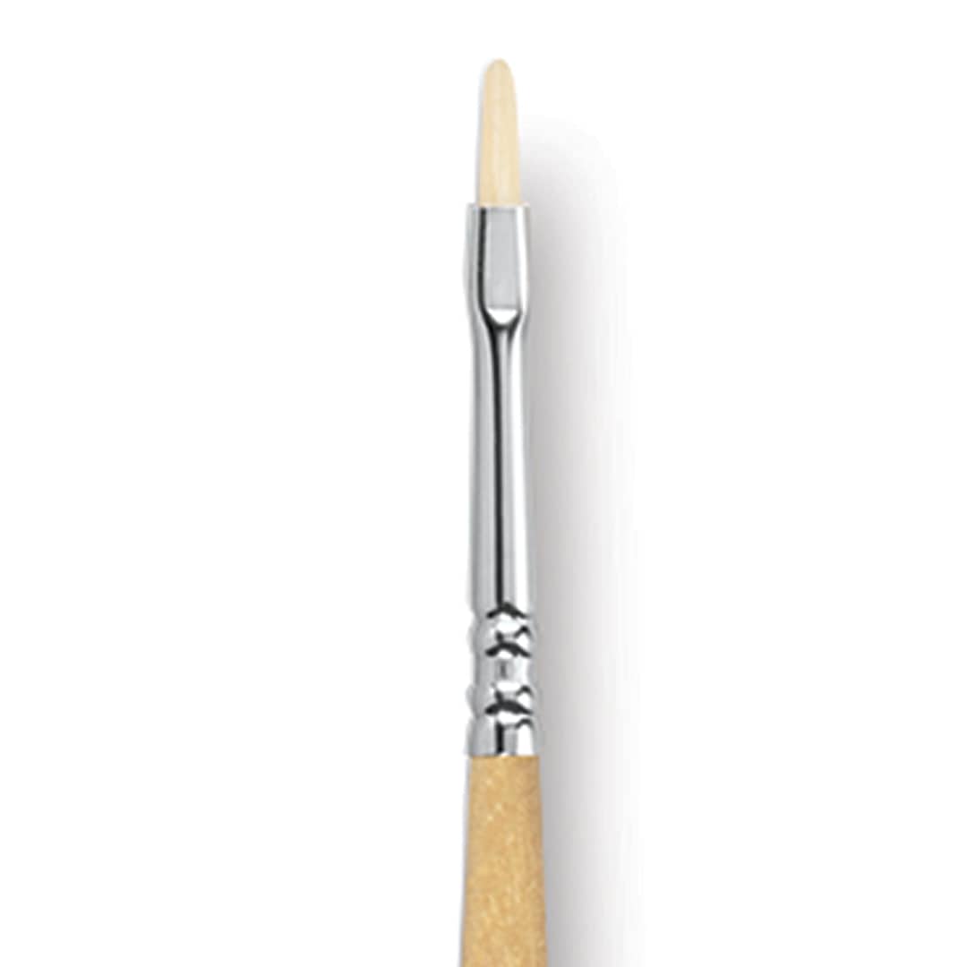 Open in modal - Escoda Clasico Chungking White Bristle Brush - Short Filbert, Long Handle, Size 2 close up