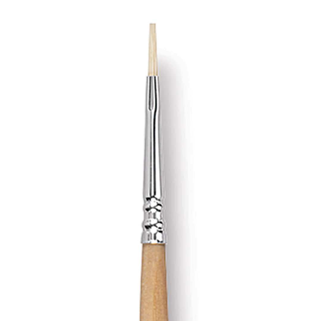 Open in modal - Escoda Clasico Chungking White Bristle Brush - Flat, Long Handle, Size 1 close up