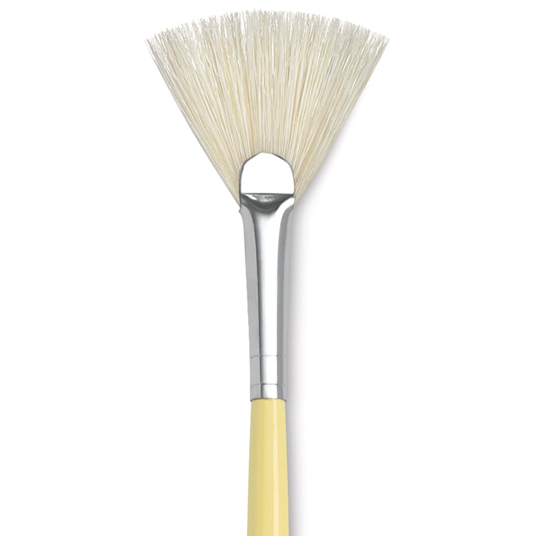 Open in modal - Isabey Chungking Interlocking Bristle Brush - Fan, Long Handle, Size 3 close up