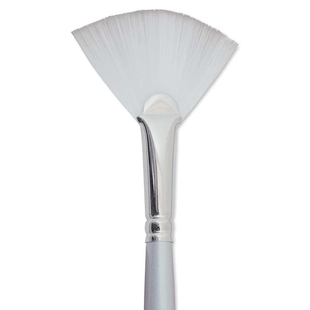 Open in modal - Silver Brush Silverwhite Synthetic Brush - Fan, Short Handle, Size 6 close up