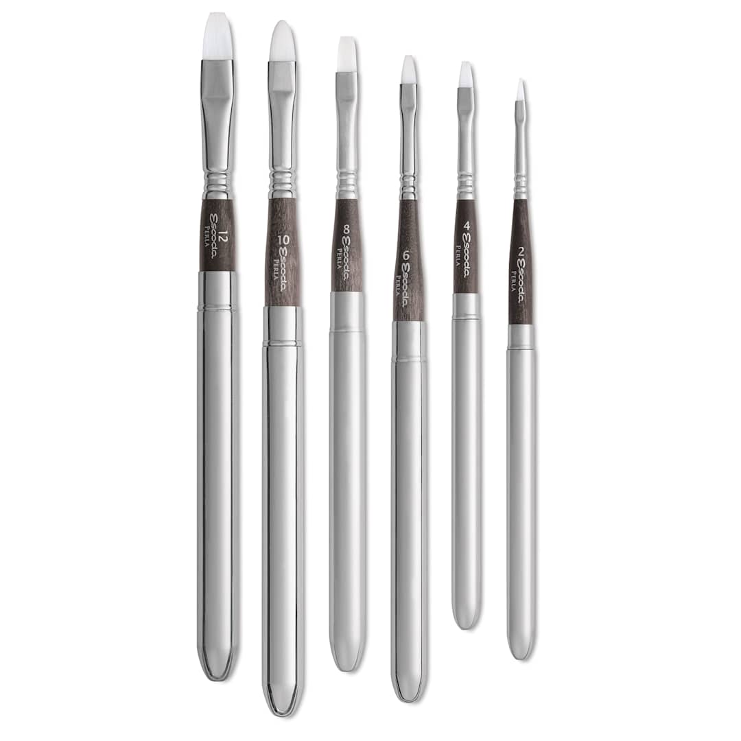 Open in modal - Escoda Perla Toray White Synthetic Travel Bright Brushes laid out
