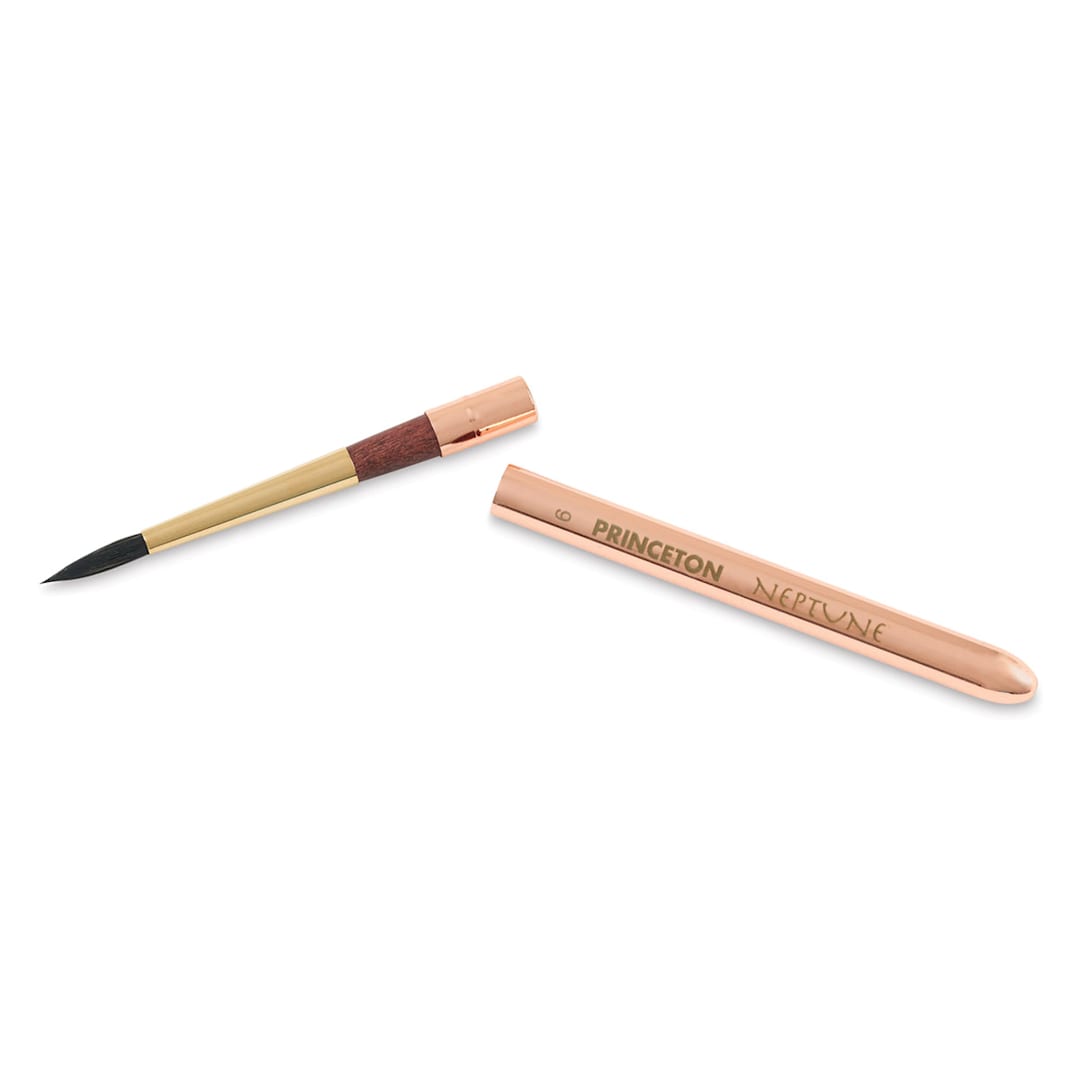 Open in modal - Princeton Neptune Series 4750 Synthetic Squirrel Brush - Travel Round, Size 6