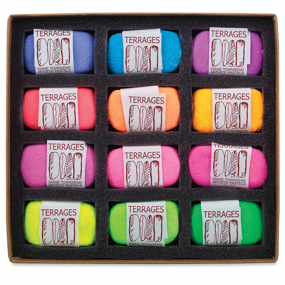 Open in modal - Townsend Terrages Pastel Set of 12 Fluorescent Colors shown in cushioned open box