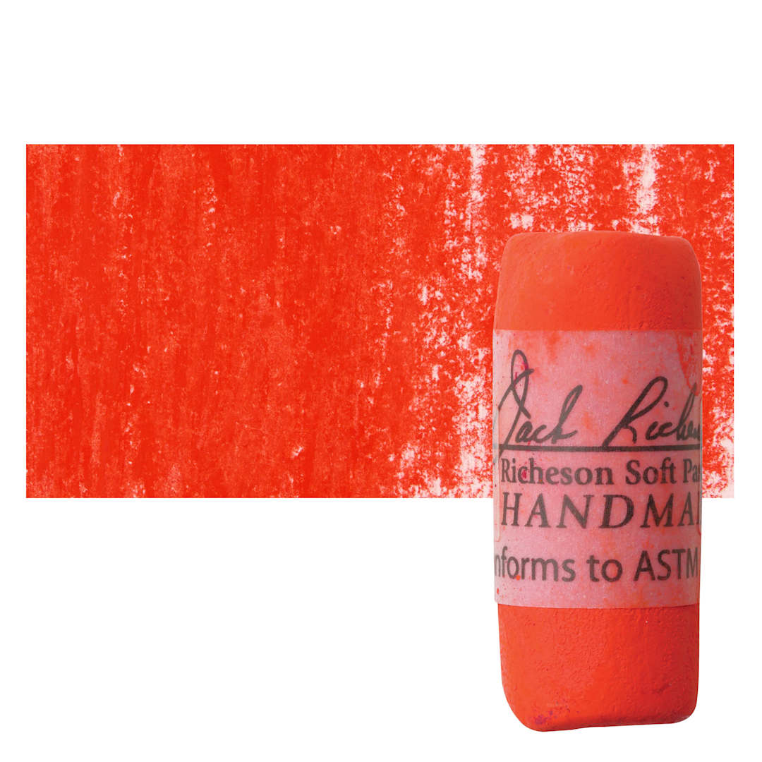 Open in modal - Richeson Soft Handrolled Pastel - Red R39, pastel and swatch