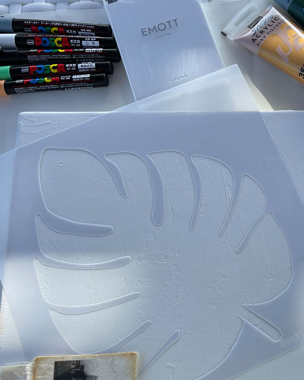 Open in modal - Ed-Roth-Bundle