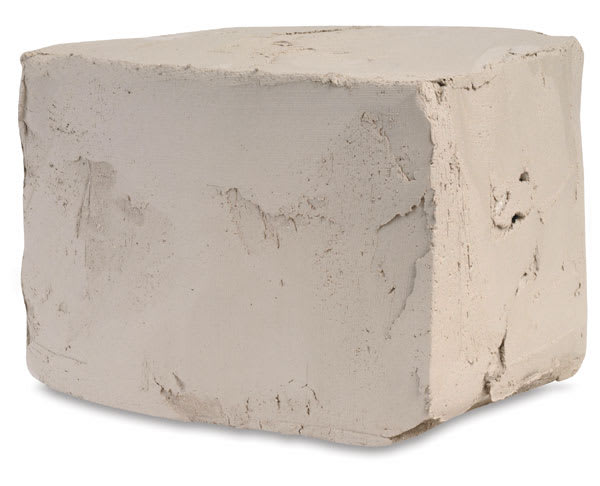 Open in modal - Amaco No. 27 Off-White Sculpture/Raku Clay - Angled view of 50 lb wet clay block